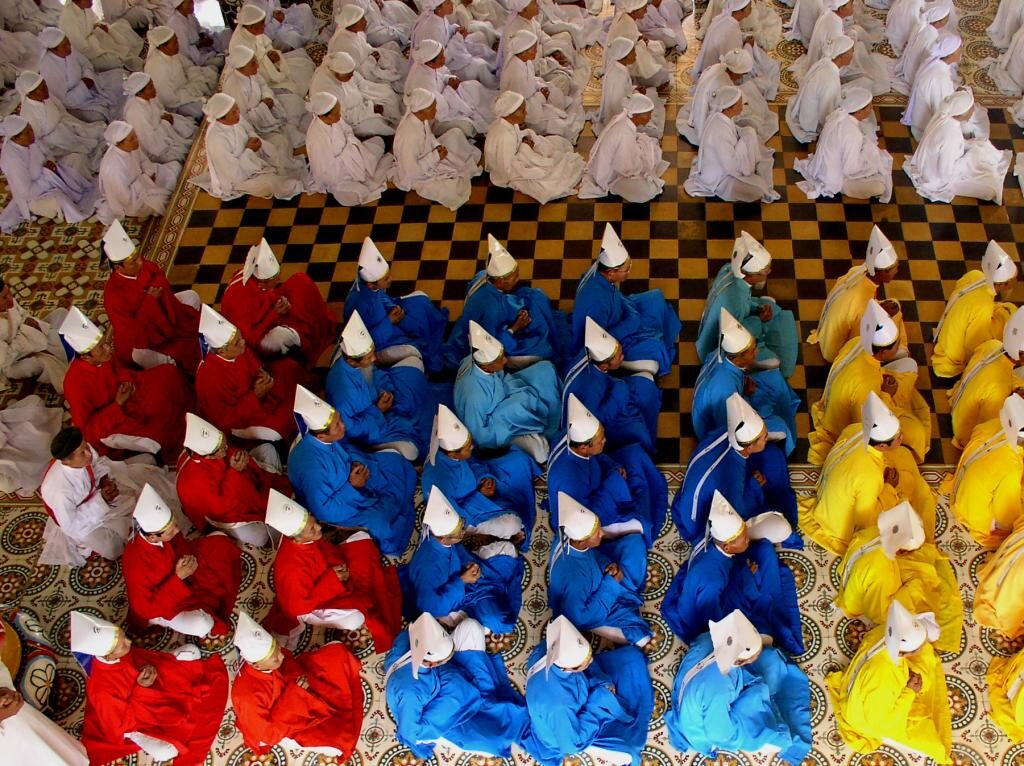 Ý NGHĨA VIỆC CÚNG LẠY CỦA ĐẠO CAO ĐÀI